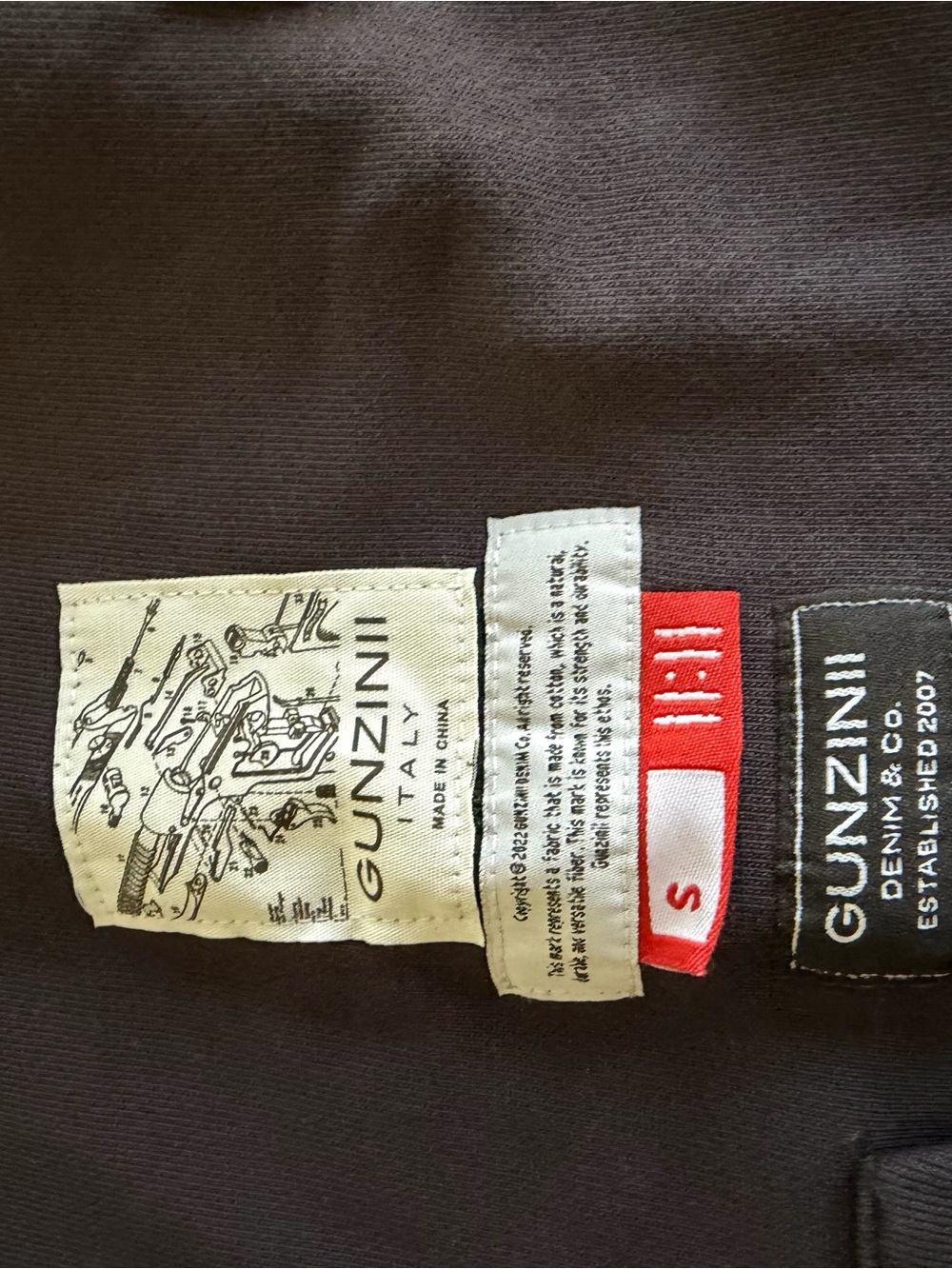 GUNZINI Denim & Co. Studded Black Hoodie with Wing Graphic size sm - Picture 2 of 5